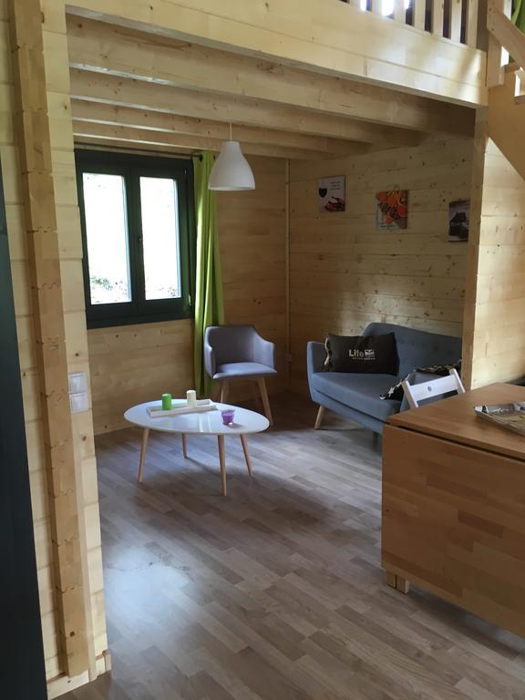 Hotel Parc Residentiel De Loisir : Le Loup Blanc Du Riou Barcelonnette Exteriér fotografie