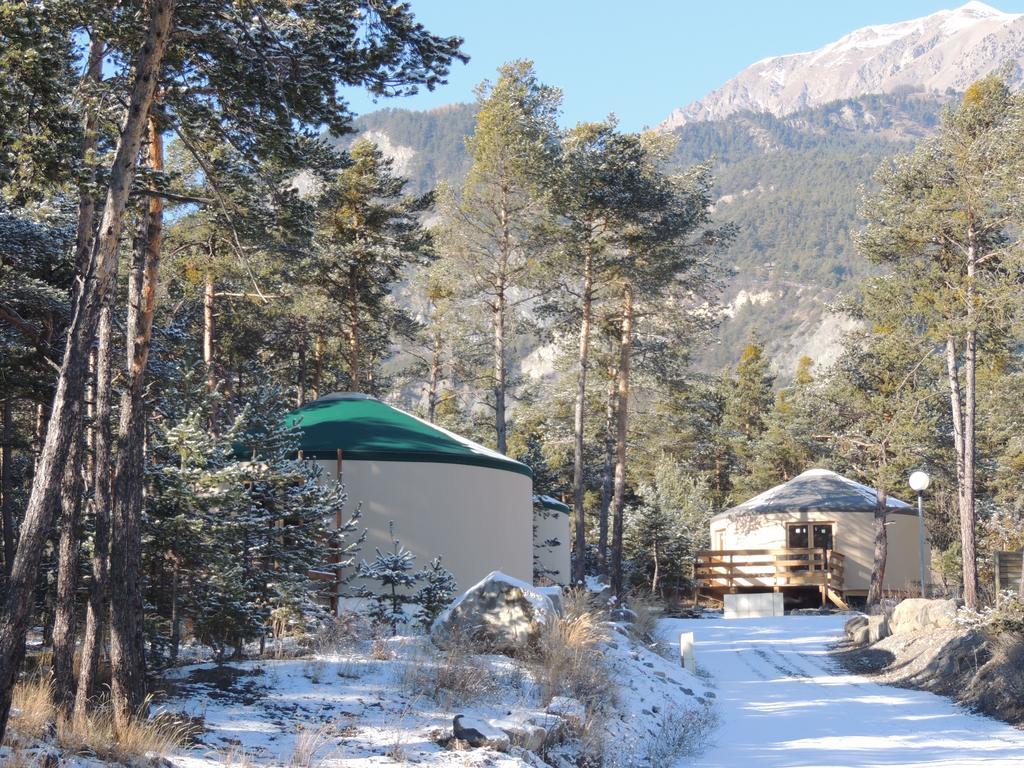 Hotel Parc Residentiel De Loisir : Le Loup Blanc Du Riou Barcelonnette Exteriér fotografie