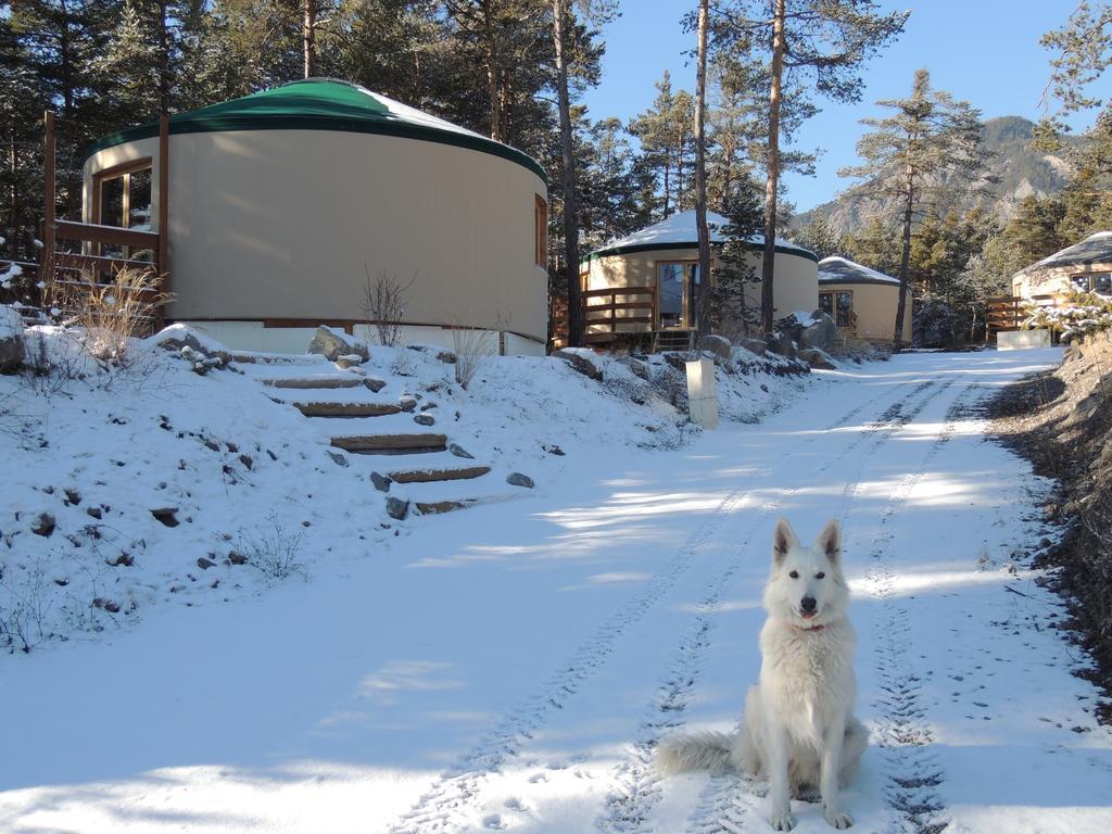 Hotel Parc Residentiel De Loisir : Le Loup Blanc Du Riou Barcelonnette Exteriér fotografie